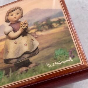 REUGE VTG HUMMEL 'For Mother' Music Jewelry Box Love Is A Many Splendored Thing